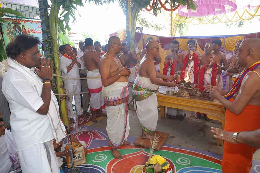 Sri Devi Karumariamman Temple Thiruverkadu - Wedding Planners, Makeup ...